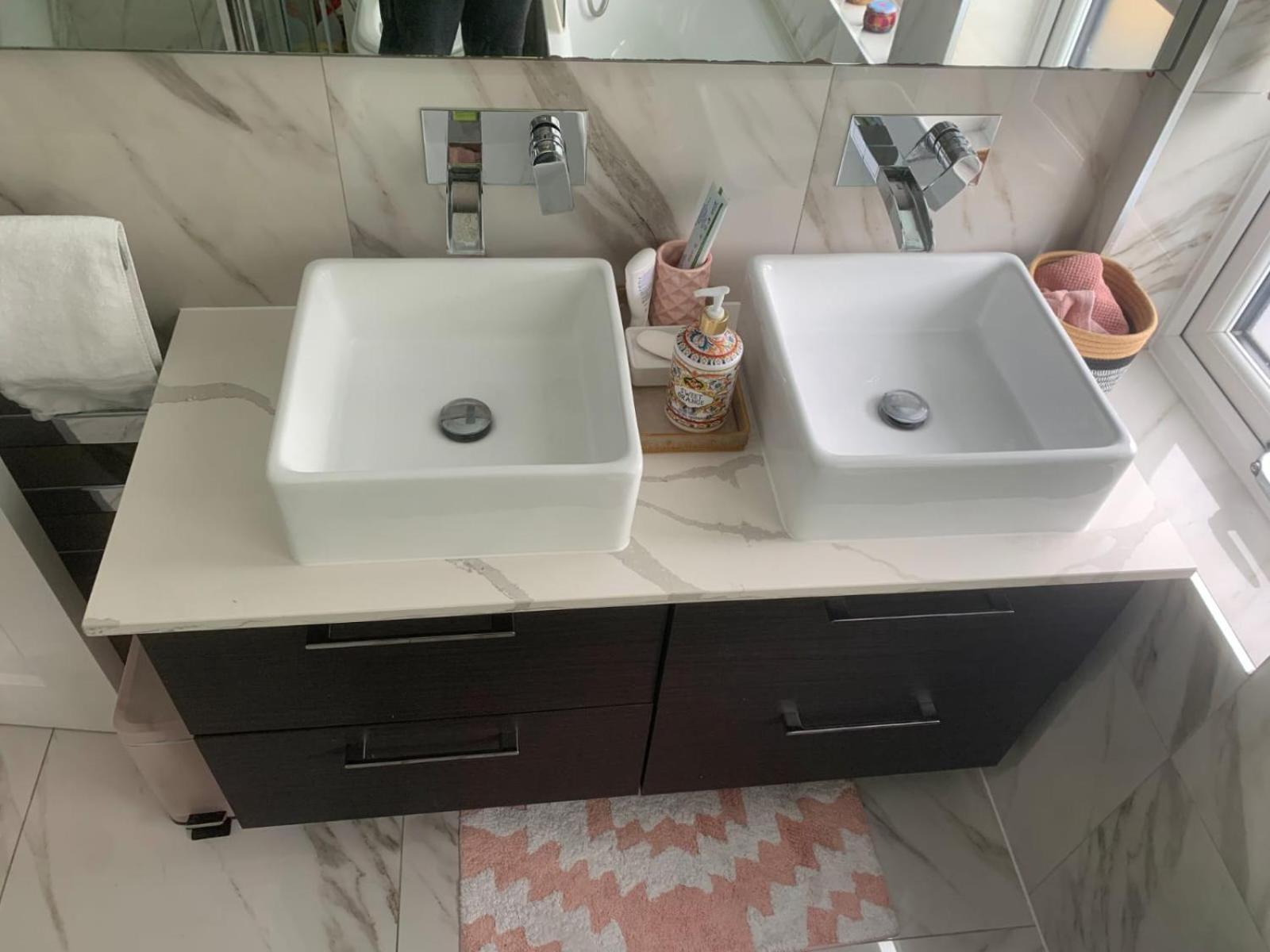 Holiday home Large 4 Bed Lux House